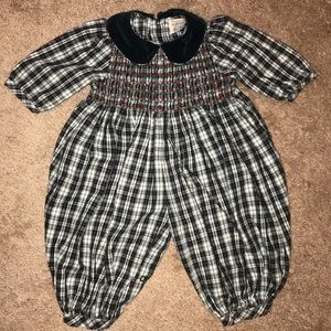 A Charleston Child Smocking